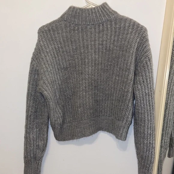 CROP KNIT SWEATER - Picture 4 of 12